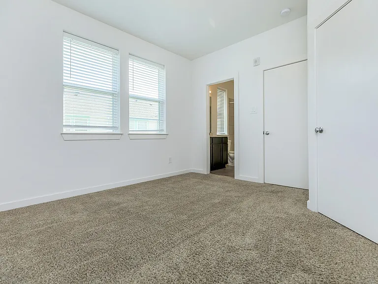 433 Ll — Photo 14
