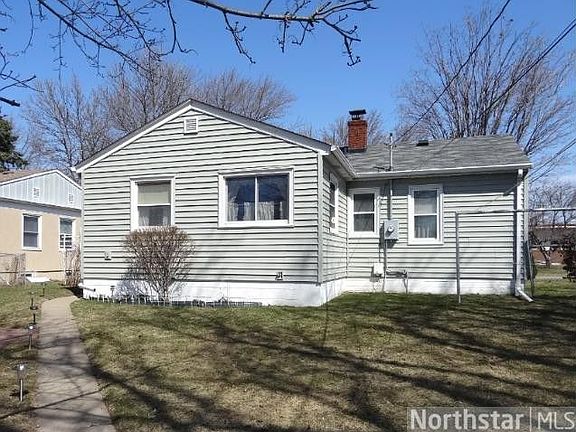 2nd image of 2728 3rd Ave E