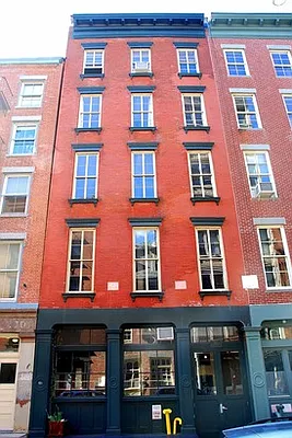 Sold by BLU Real Estate | media 7