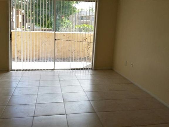 4th image of 612 Kenwick 104 Cir