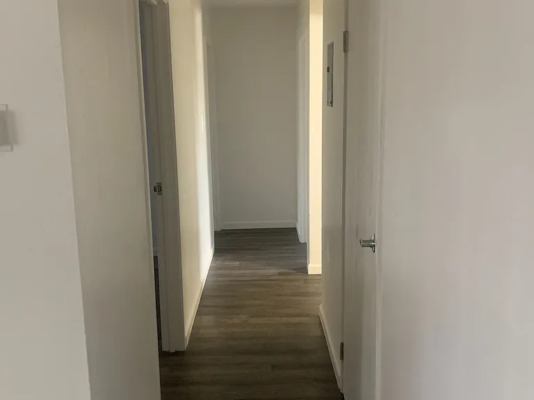 Sunset Ridge Apartments — Photo 15