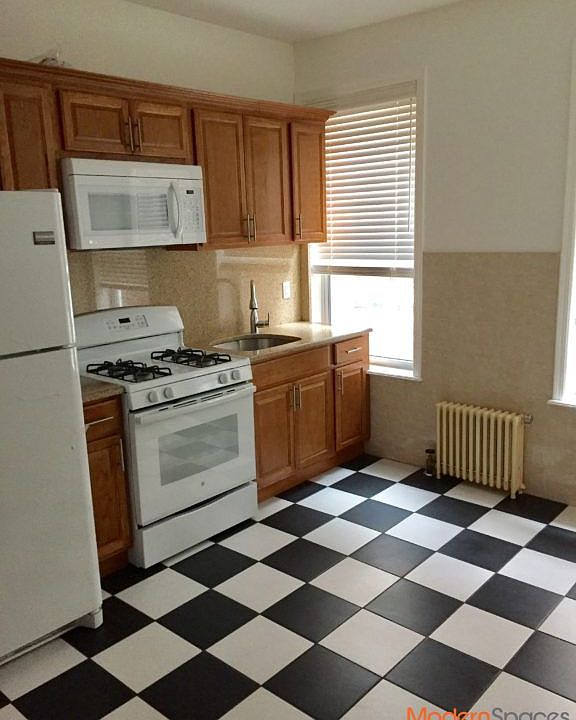 1st image of 2515 30th Ave APT 2F