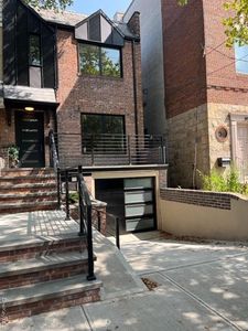 31-59 30 Street, Long Island City, NY, 11106