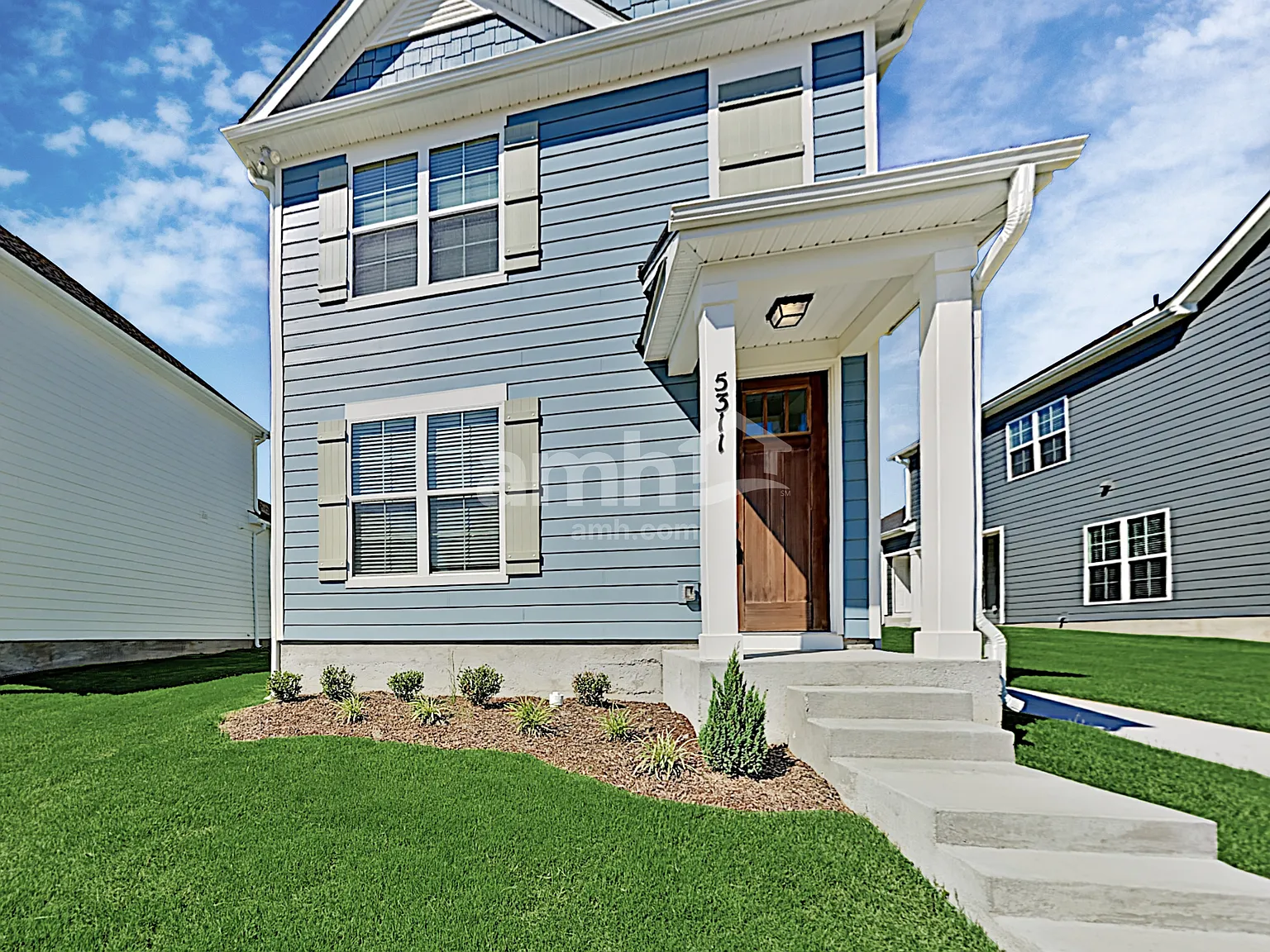 4 bed, 2.5 bath, 2149 sqft, $2,350 — Photo 1