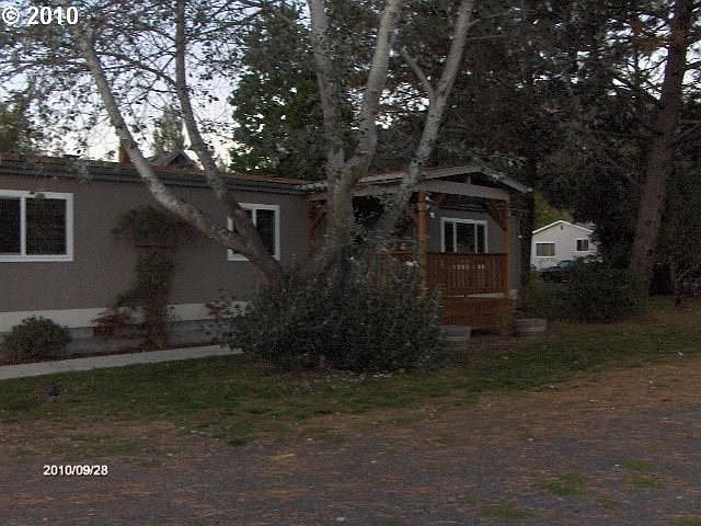 1st image of 129 N Pioneer St