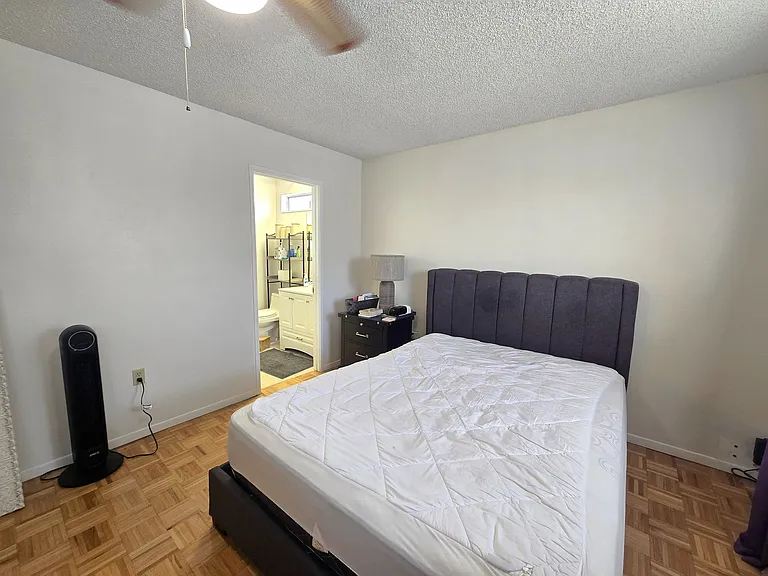 26481 Fordham Dr — Photo 19