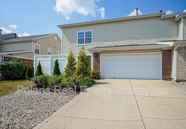 13535 Molique Blvd — Photo 43