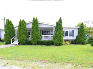 214 3rd St, Culloden, WV 25510