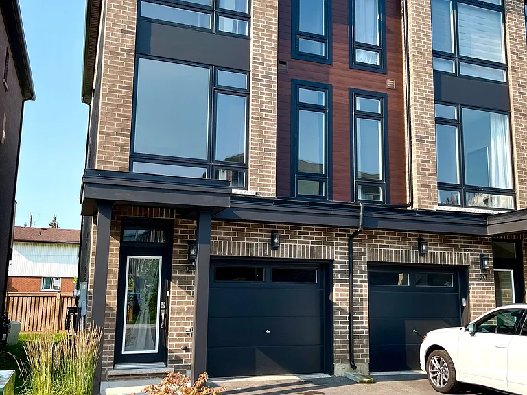 270 Melvin Ave #21 — Photo 1