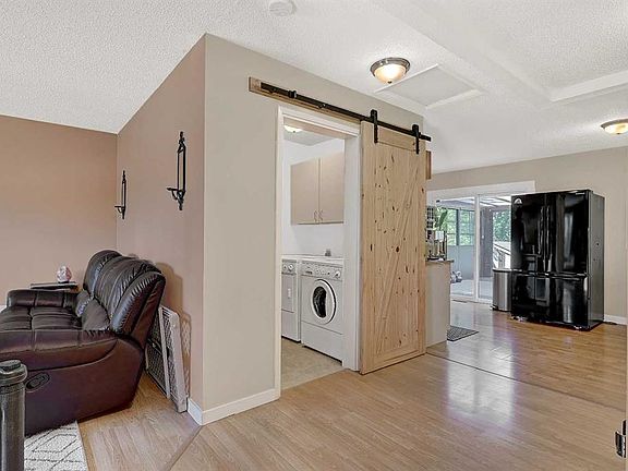 3rd image of 7306 E 99th St