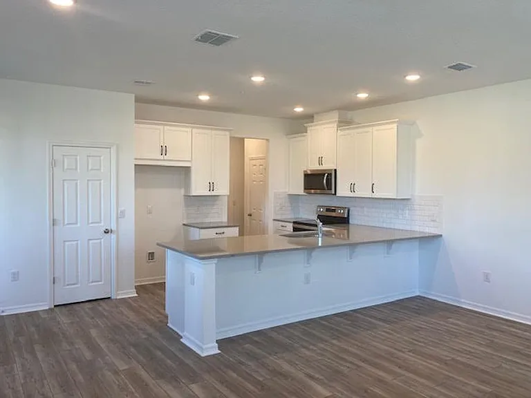 9915 Randal Walk St — Photo 5