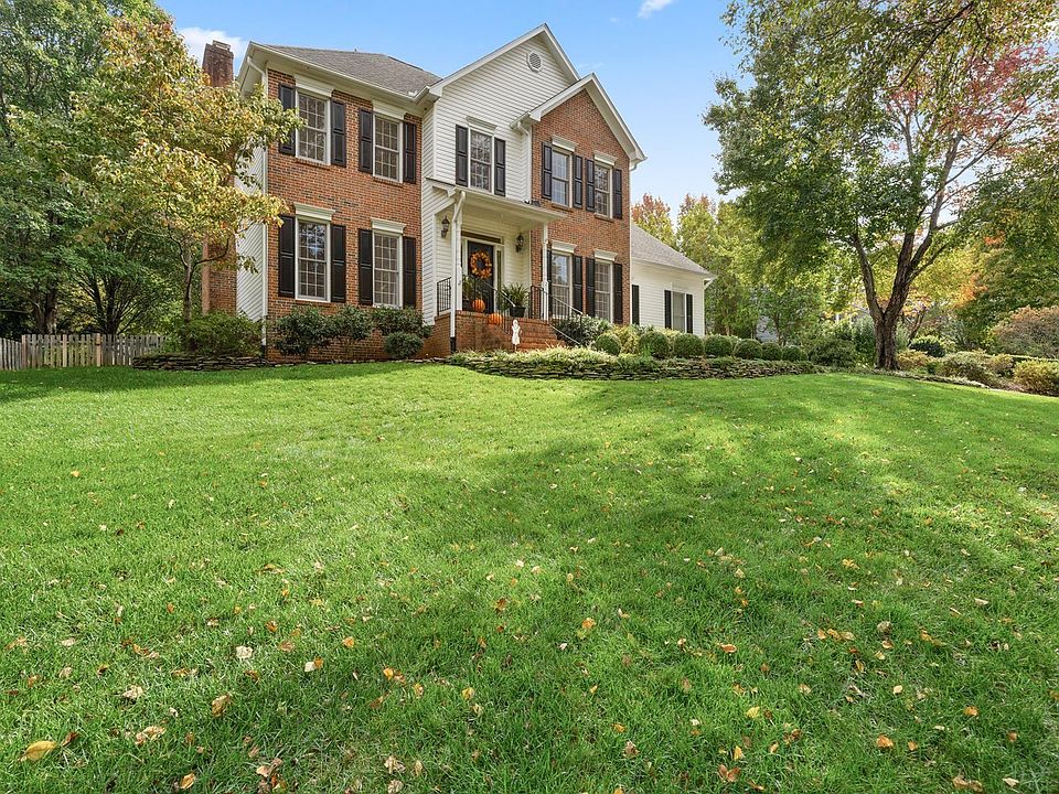 213 Holly Crest Cir, Simpsonville, SC 29681 Zillow