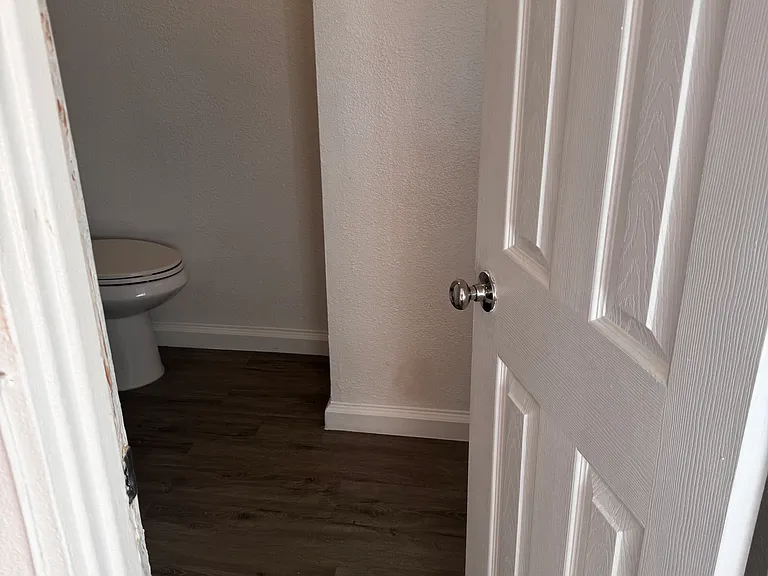 8557 Juniper Ave #8 — Photo 5