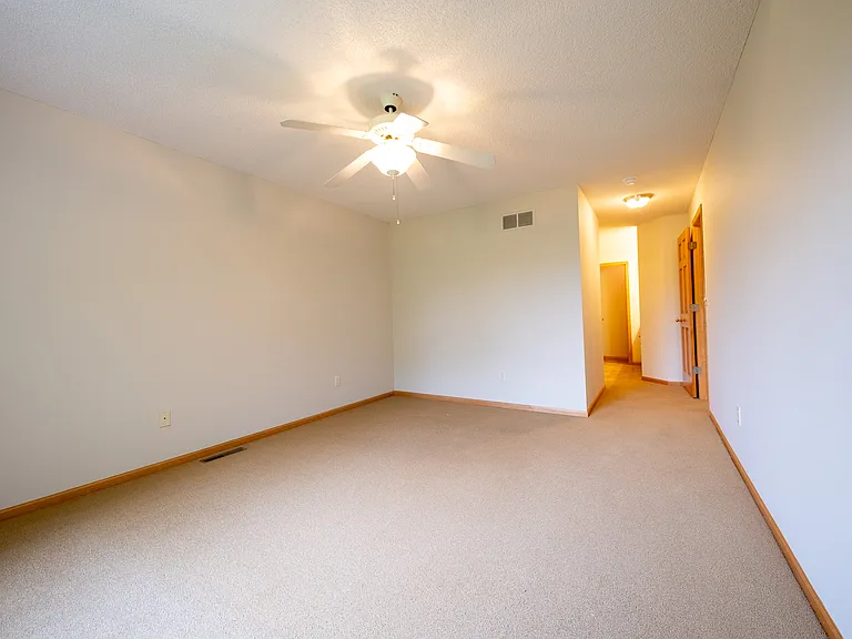 591 Crane Creek Ln — Photo 17