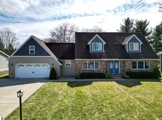 1306 E Preston Rd, Mount Pleasant, MI 48858