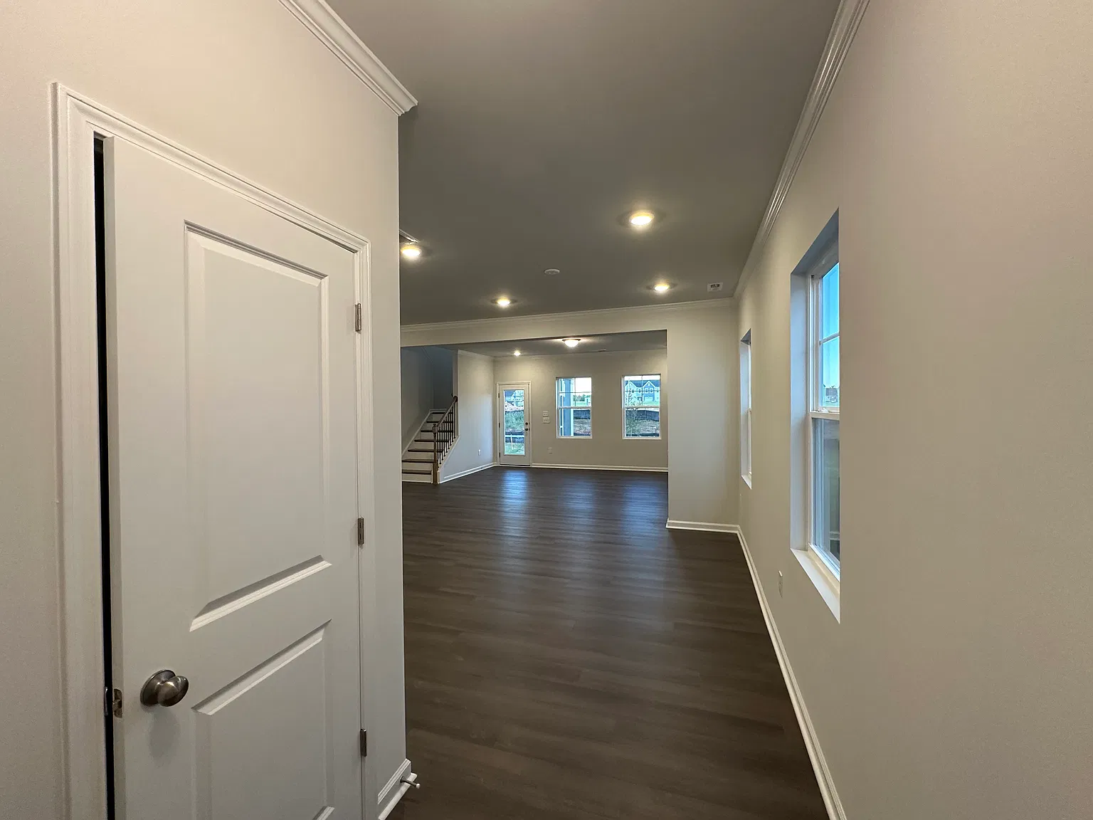 3 bed, 2.5 bath, 1995 sqft, $2,250 — Photo 4