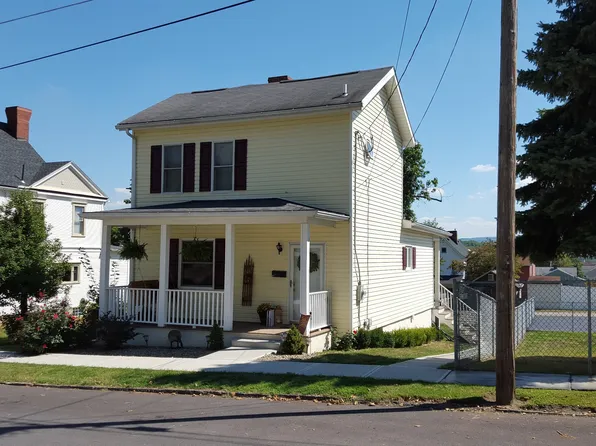 42 N Grove St, Scottdale, PA 15683