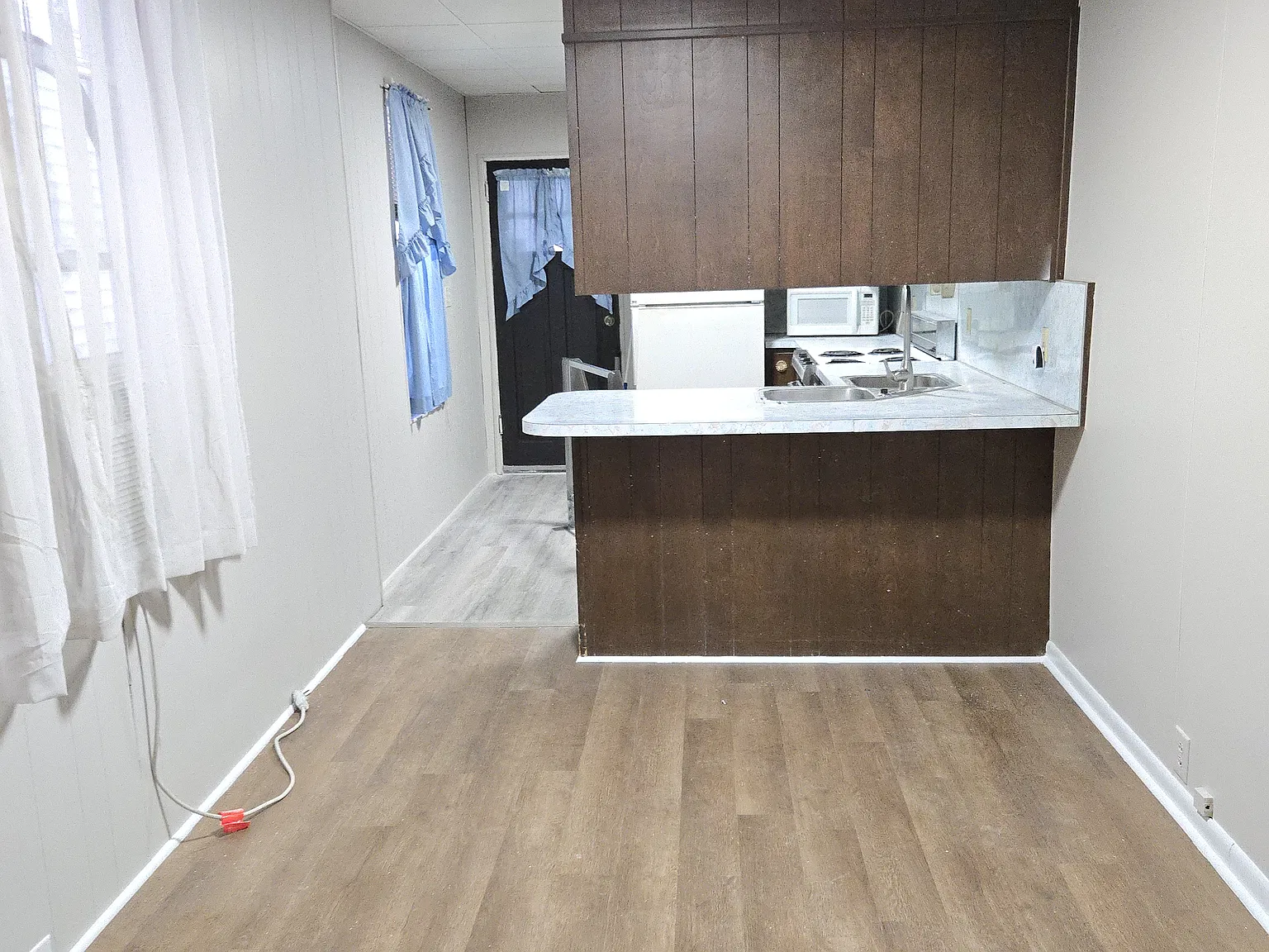 4 bed, 1324 sqft, $1,650 — Photo 3