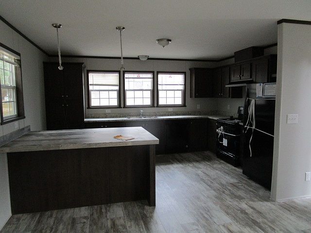2nd image of 166 Pine Haven Cir