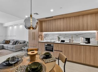 77 SE 5th St #1908, Miami, FL 33131