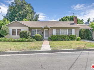 15436 Camarillo St, Sherman Oaks, CA 91403