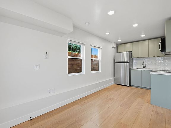 4th image of 2735 Broadway #5