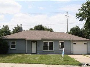 710 S 70th St, Omaha, NE 68106
