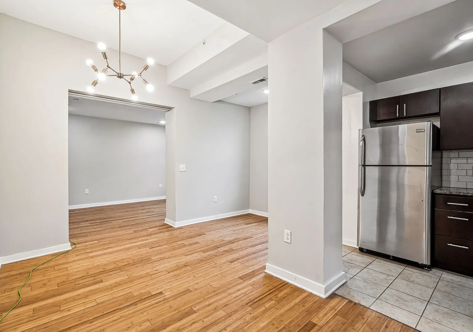 3044 Richmond Street — Photo 4