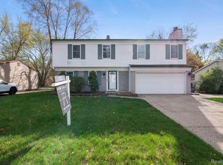 12800 S Daily Dr W, Sterling Heights, MI 48313