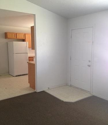 4th image of 1162 NW Dogwood Cir