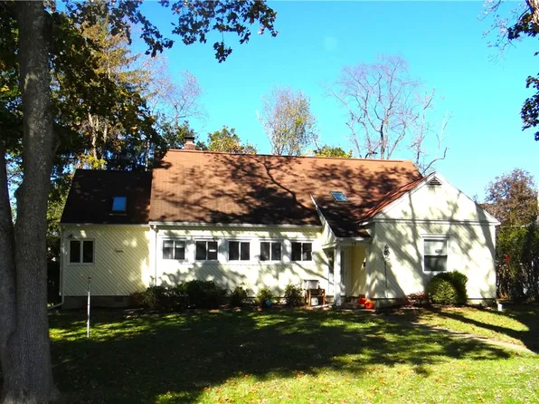 77 Evergreen Ave, Elmira, NY 14905