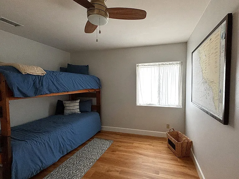 418 N Nevada St — Photo 20