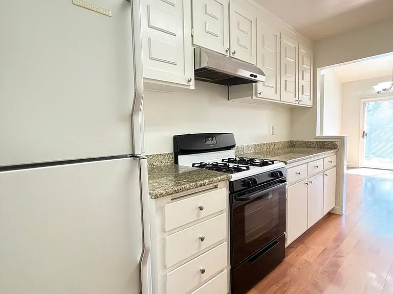 3555 Magnolia Dr — Photo 8