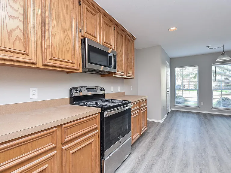 3935 Carters Lake Dr — Photo 8