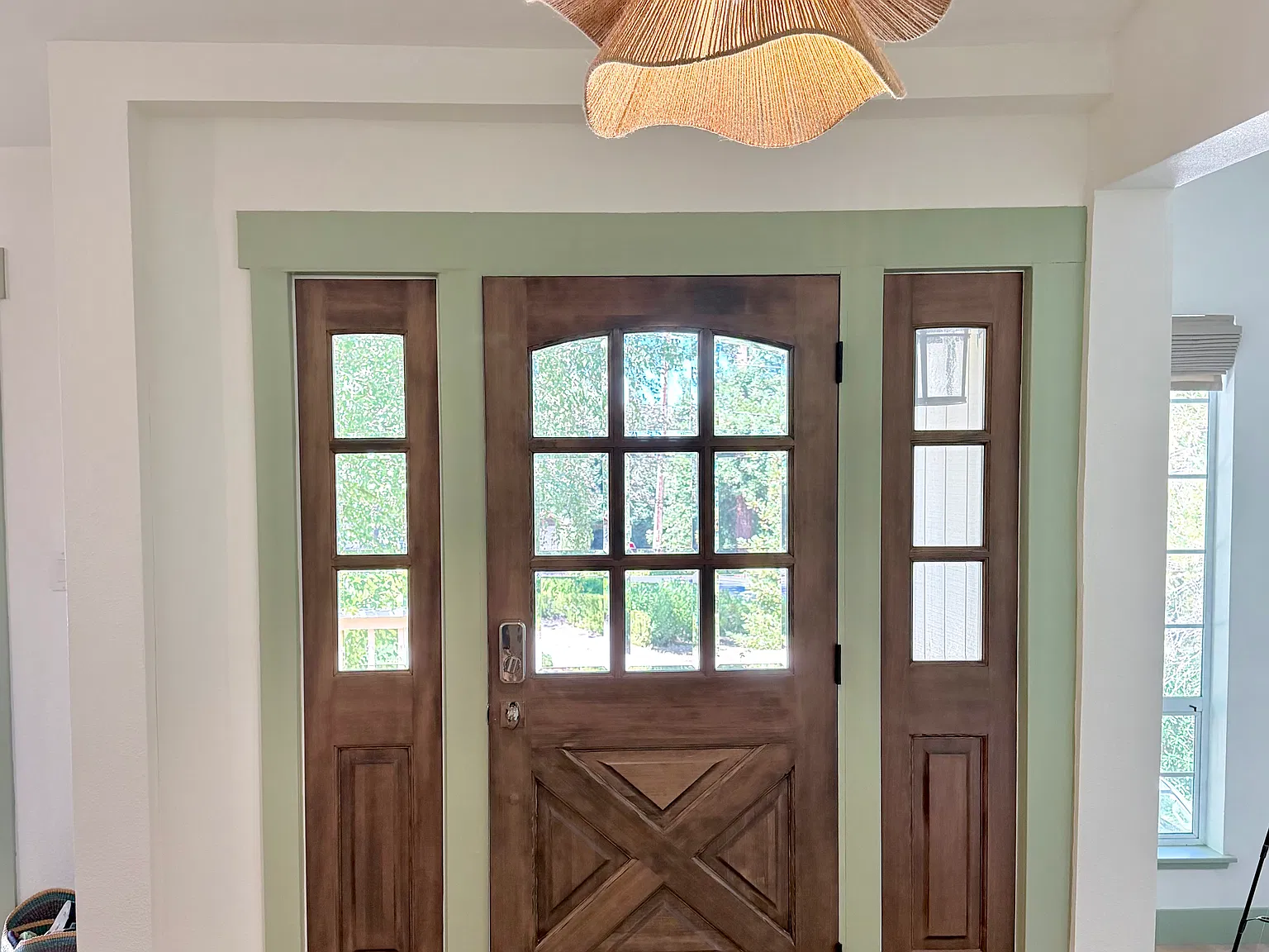 4 bed, 2.5 bath, 2324 sqft, $4,500 — Photo 4