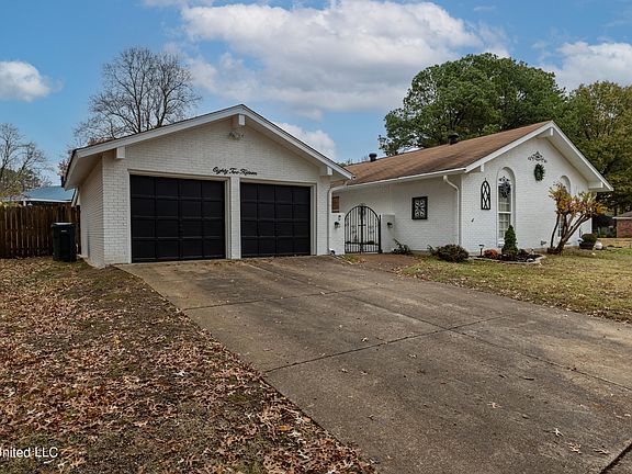 2nd image of 8215 Chesterfield Dr