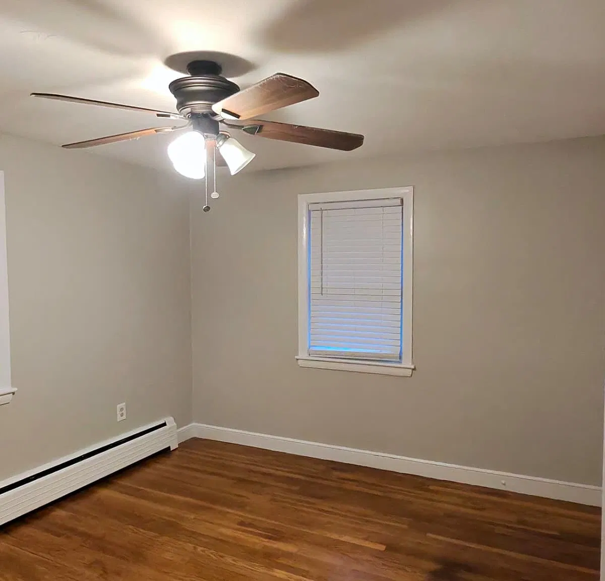 3 bed, 1150 sqft, $3,500 — Photo 2
