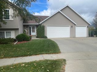 5121 Lexington Ln NW, Rochester, MN 55901