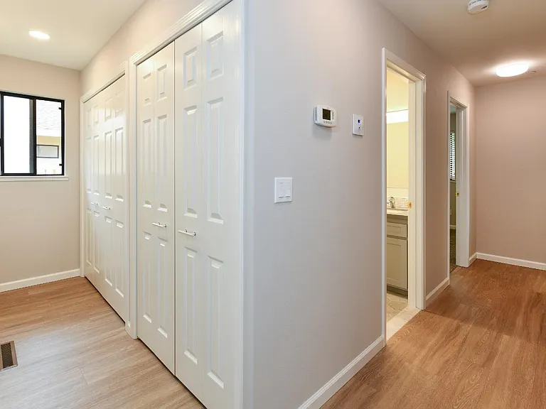 2833 Marin St — Photo 14