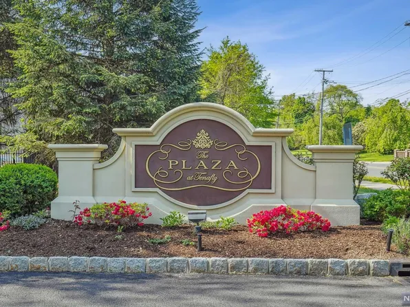 4101 Piermont Rd #1305, Tenafly, NJ 07670