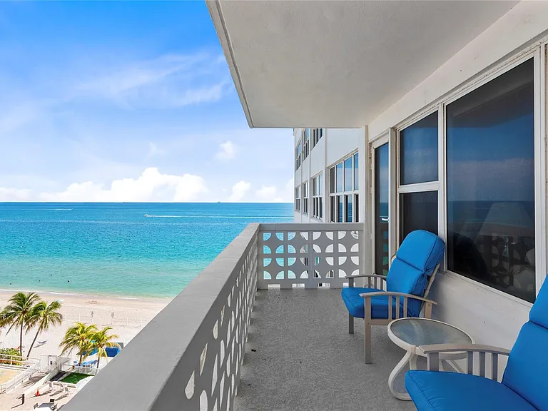 4010 Galt Ocean Dr #802 — Photo 2