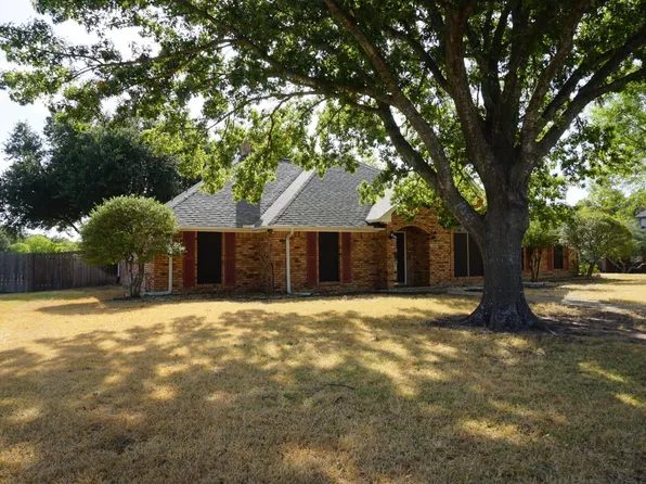 1408 Overlook Dr, Kaufman, TX 75142