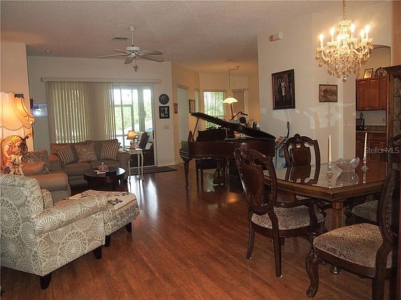 5th image of 4373 Sambourne St