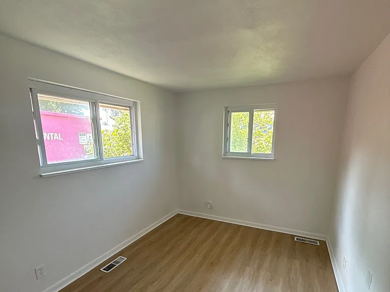 2200 Yorkshire Pl — Photo 11