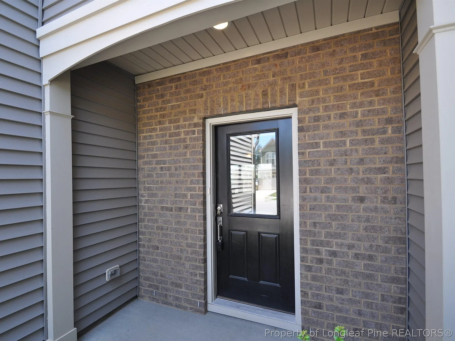 3 bed, 2.5 bath, $1,895 — Photo 3