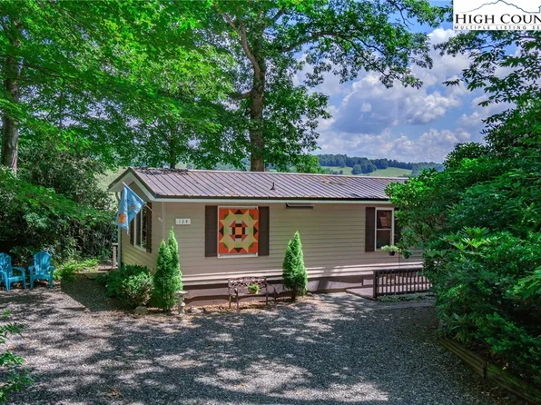 124 Laurelwood Court #30, Boone, NC 28607
