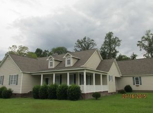 403 Foy Lockamy Rd, Jacksonville, NC 28540