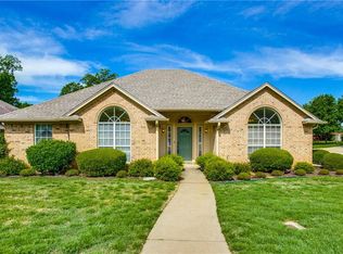 2801 Caprice Ave, Denison, TX 75020