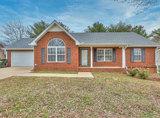 1211 Merton Dr, Murfreesboro, TN 37128