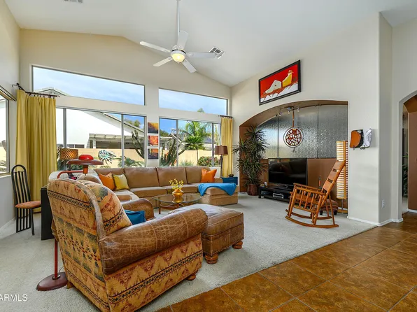 17636 W WEATHERBY Drive, Surprise, AZ 85374